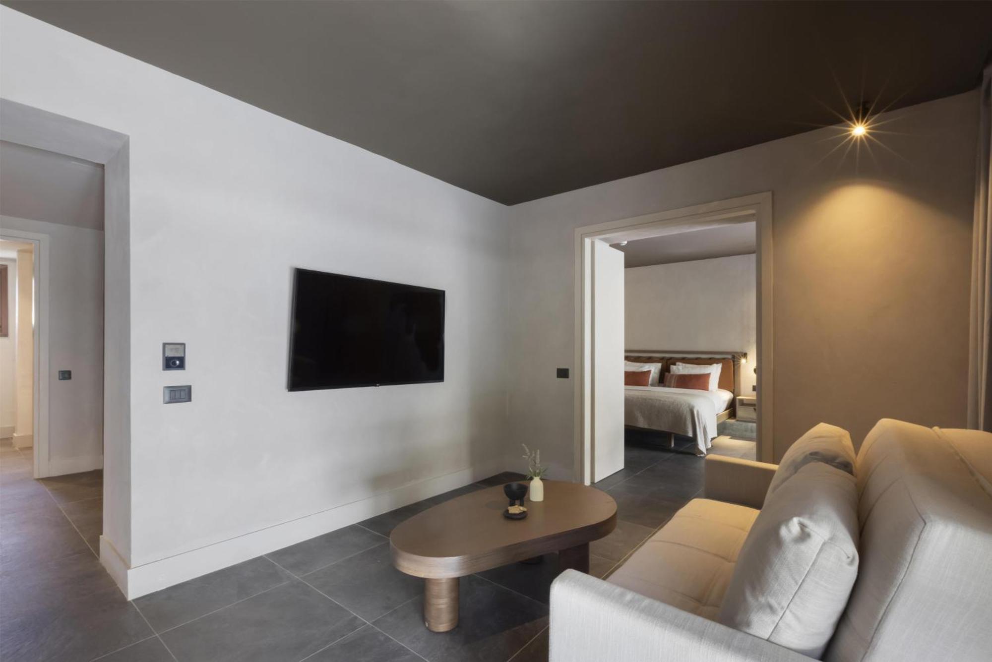 King Tropical Bungalow Suite